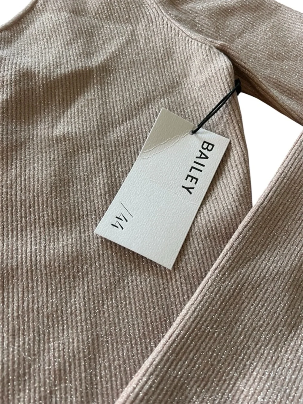 NWT Bailey 44 Anaya One Shoulder Bodycon Sweater Pink size M - Picture 3 of 8